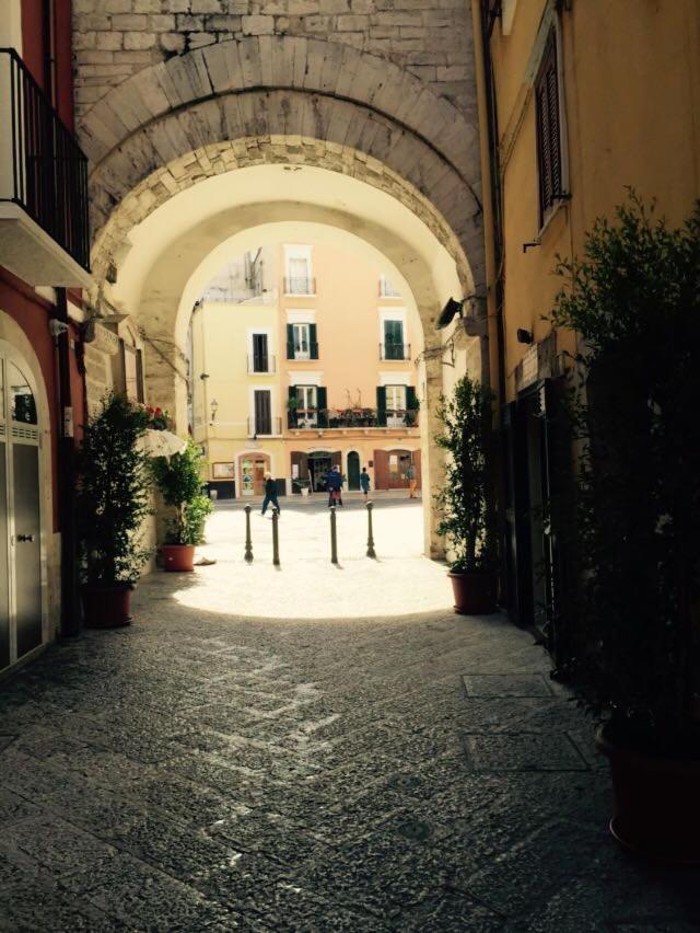 Arco Della Luna บารี ภายนอก รูปภาพ